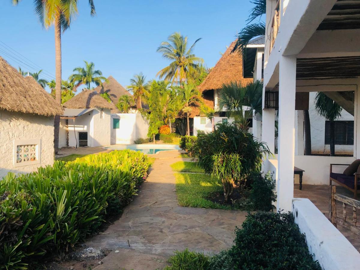 Miwa Holiday Resort Diani Beach Dış mekan fotoğraf